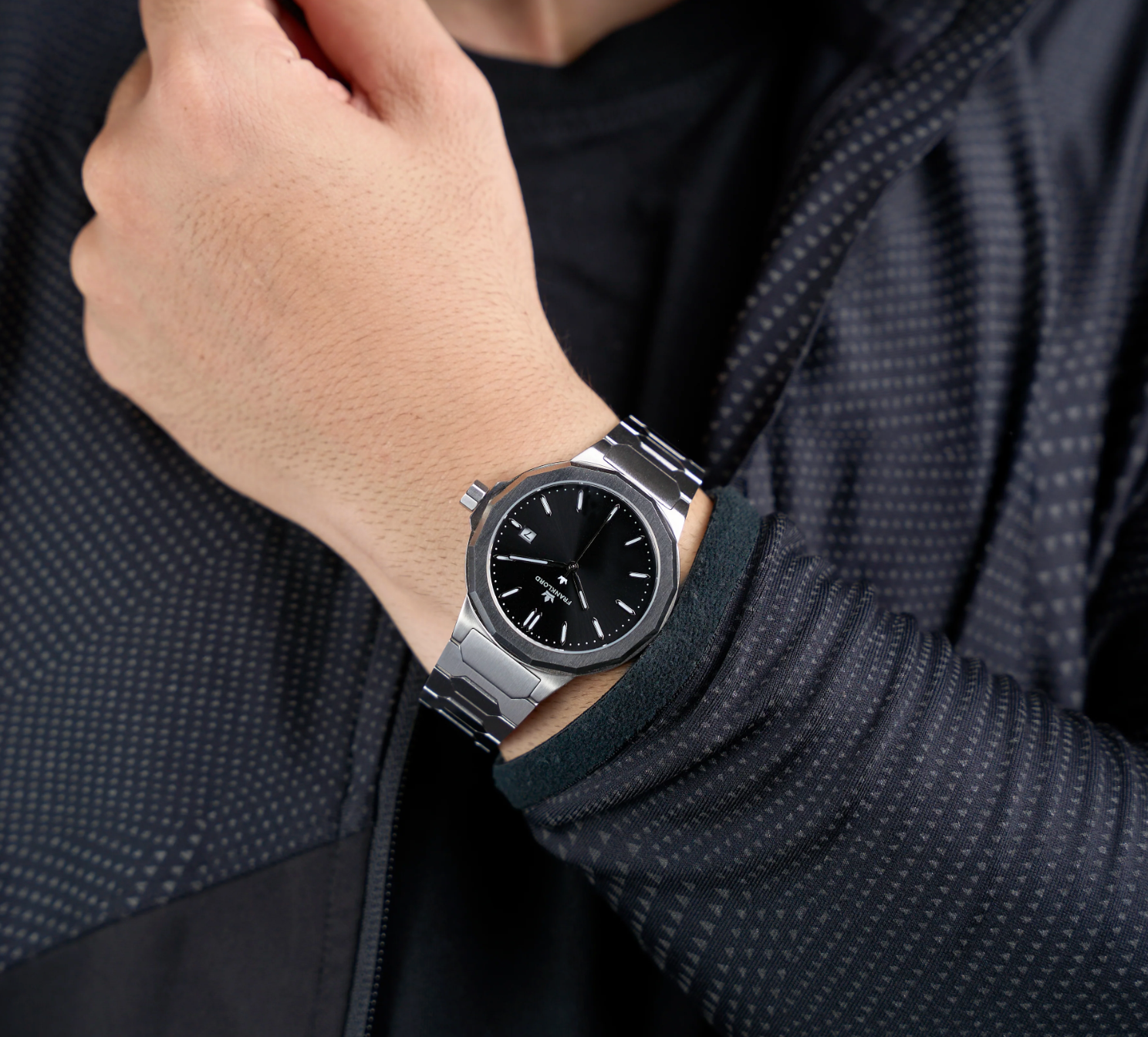 ONYX BLACK